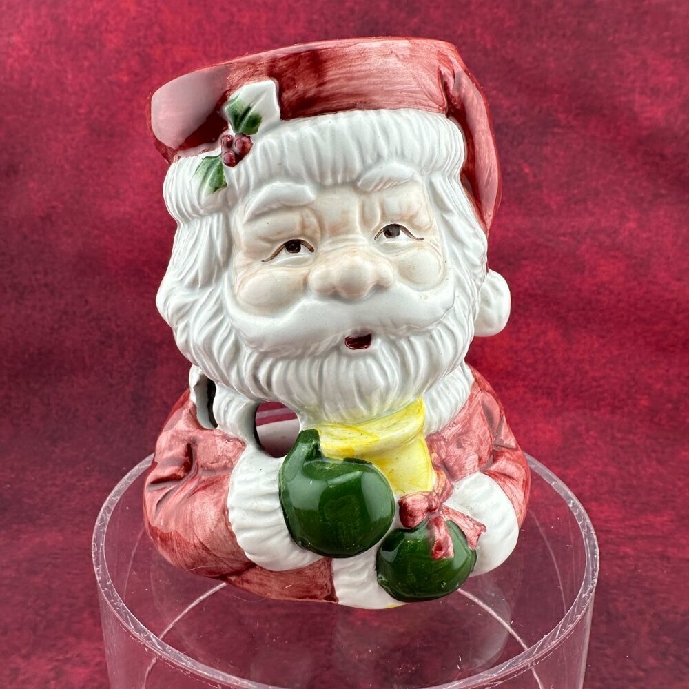 SANTA POTPOURRI, HAND PAINED CERAMIC FIGURINE w/ BOX, 5" TALL SLIGHTLY USED